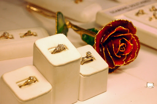 Pawn Shop «Kentwood Outlet», reviews and photos, 4348 Division Ave S, Grand Rapids, MI 49548, USA