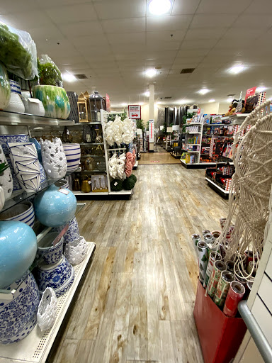 Department Store «HomeGoods», reviews and photos, 558 Seaboard St, Myrtle Beach, SC 29577, USA