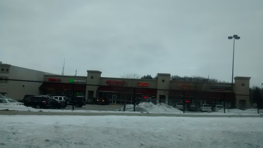 Frozen Yogurt Shop «Orange Leaf Frozen Yogurt», reviews and photos, 4866 1st Ave NE, Cedar Rapids, IA 52402, USA