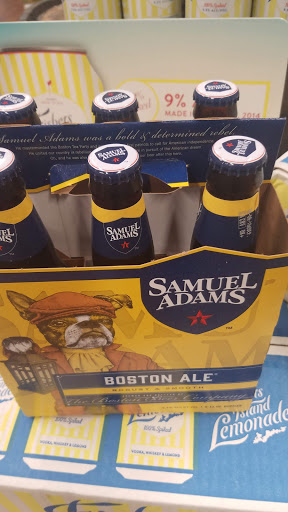 Liquor Store «Andover Classic Wines», reviews and photos, 209 N Main St, Andover, MA 01810, USA