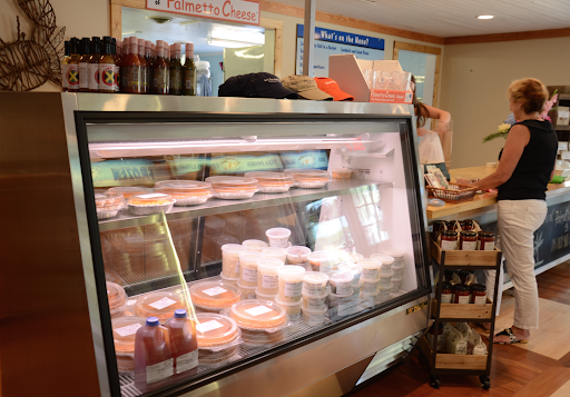 Southern Restaurant (US) «Get Carried Away Southern Takeout», reviews and photos, 10126 Ocean Hwy, Pawleys Island, SC 29585, USA