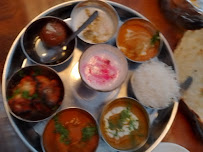 Curry du Restaurant indien Kesar Restaurant & Patisseries Indiennes à Saint-Pierre - n°10
