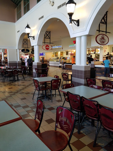 Shopping Mall «Grove City Premium Outlets», reviews and photos, 1911 Leesburg Grove City Rd, Grove City, PA 16127, USA