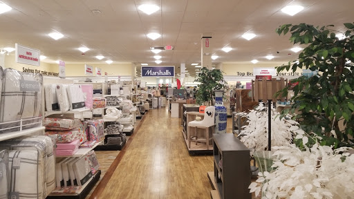 Department Store «Marshalls & HomeGoods», reviews and photos, 731 Centerview Blvd, Kissimmee, FL 34741, USA