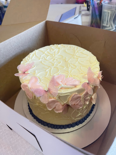 Wedding Bakery «The Cake Shop», reviews and photos, 2231 N Fairfield Rd, Beavercreek, OH 45431, USA