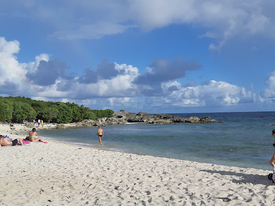 La Douche Beach