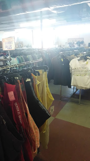 Thrift Store «Salvation Army», reviews and photos, 228 E New Cir Rd, Lexington, KY 40505, USA