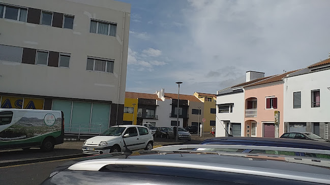 Rua Dr. Oliveira São Bento, 2 a 12, Fajã, 9500-111 Ponta Delgada