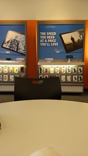 Cell Phone Store «AT&T Authorized Retailer», reviews and photos, 1270 Walton Blvd, Rochester Hills, MI 48309, USA