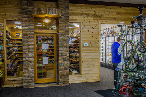 Tobacco Shop «Shorewood Cigars & Tobacco», reviews and photos, 23710 Minnesota 7, Excelsior, MN 55331, USA