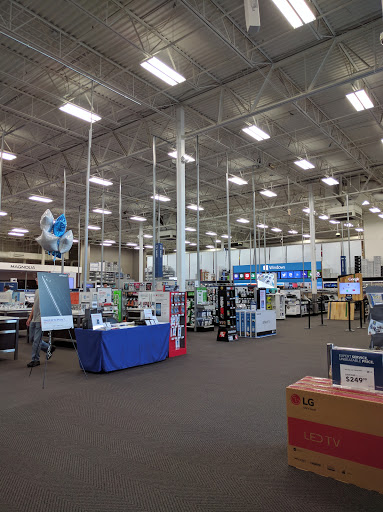 Electronics Store «Best Buy», reviews and photos, 1420 Nixon Dr, Mt Laurel, NJ 08054, USA