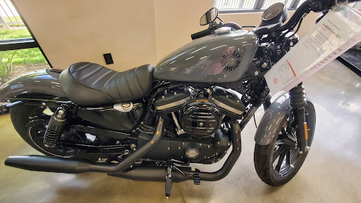 Harley-Davidson Dealer «Mathews Harley-Davidson», reviews and photos, 548 N Blackstone Ave, Fresno, CA 93701, USA