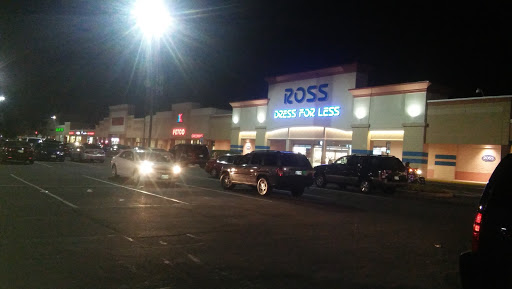 Shopping Mall «Penn Mar Shopping Center», reviews and photos, 2950 Donnell Dr, Forestville, MD 20747, USA