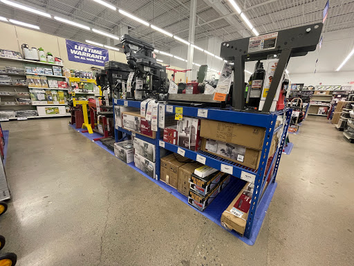 Hardware Store «Harbor Freight Tools», reviews and photos, 65 NJ-17, Hasbrouck Heights, NJ 07604, USA