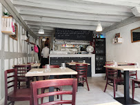 Atmosphère du Restaurant français Le Petit Honfleur à Blois - n°8