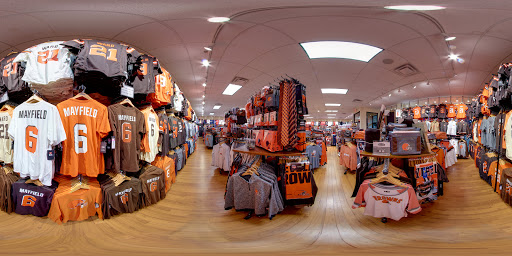 Sportswear Store «Rally House Macedonia», reviews and photos, 8210 Macedonia Commons Blvd #16, Macedonia, OH 44056, USA