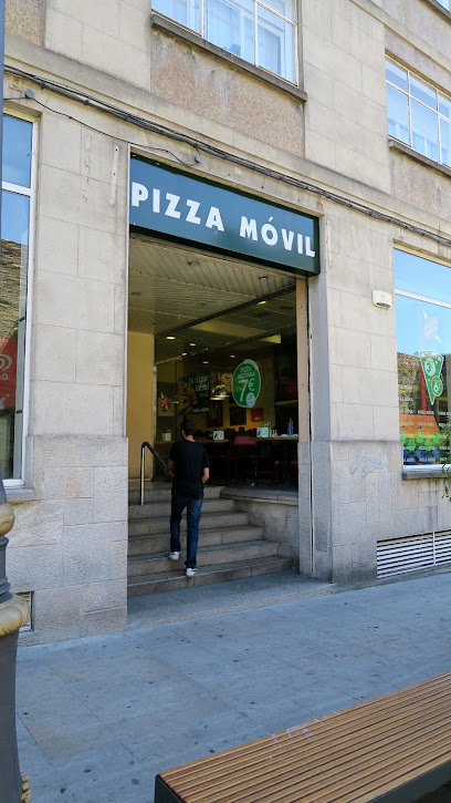 Restaurante Pizza Móvil - Ronda da Muralla, 193, 27002 Lugo, Spain