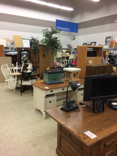 Thrift Store «Goodwill Lafayette», reviews and photos, 555 W South Boulder Rd, Lafayette, CO 80026, USA