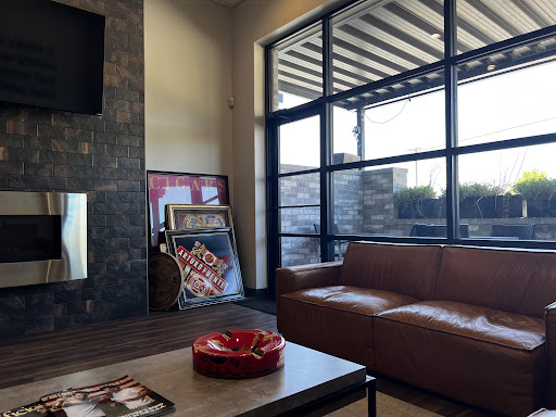 Tobacco Shop «Fogue & Bates Tobacco», reviews and photos, 6929 E 71st St, Tulsa, OK 74133, USA