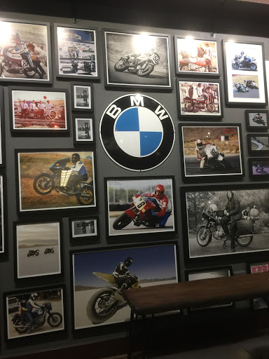 BMW Motorcycle Dealer «San Jose BMW Motorcycles», reviews and photos, 1990 W San Carlos St, San Jose, CA 95128, USA