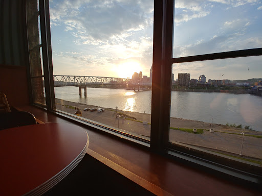 Book Store «Barnes & Noble», reviews and photos, 1 Levee Way, Newport, KY 41071, USA