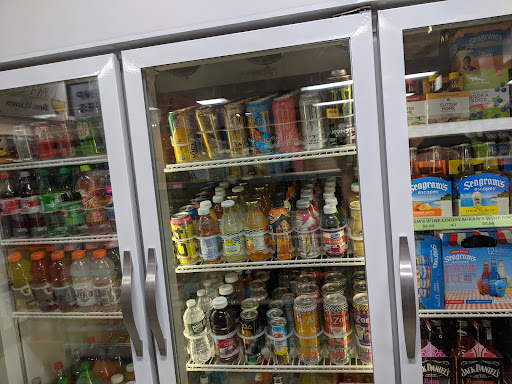 Liquor Store «Tiverton Liquor Store», reviews and photos, 65 Main Rd, Tiverton, RI 02878, USA