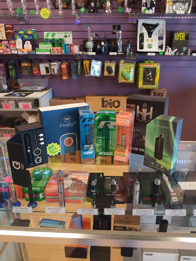 Tobacco Shop «Cirrus Smoke Shop», reviews and photos, 12951 Metro Pkwy #16, Fort Myers, FL 33966, USA