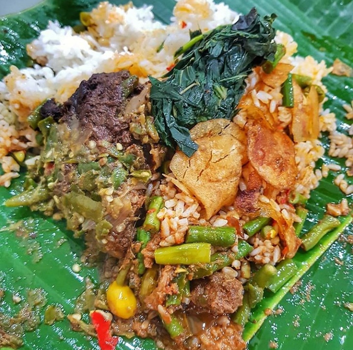 RUMAH MAKAN TALANG SARUMPUN