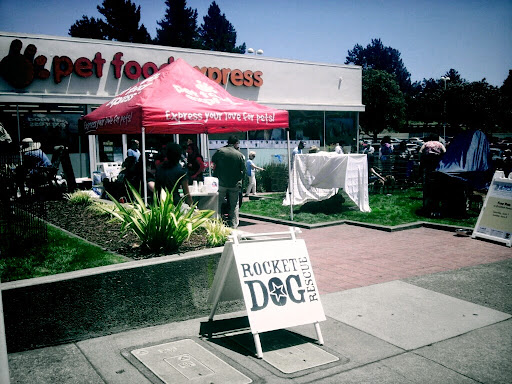 Pet Supply Store «Pet Food Express», reviews and photos, 3160 20th Ave, San Francisco, CA 94132, USA