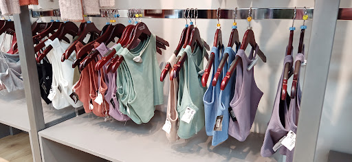 Clothing Store «Uptown Cheapskate», reviews and photos, 1830 York Rd, Timonium, MD 21093, USA