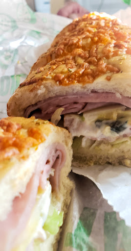 Restaurant «Subway», reviews and photos, 6321 Lake Isabella Blvd, Lake Isabella, CA 93240, USA