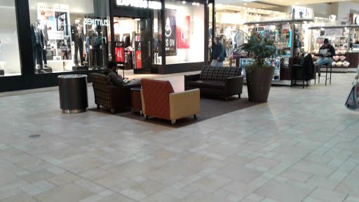 Shopping Mall «Smith Haven Mall», reviews and photos, 313 Smith Haven Mall, Lake Grove, NY 11755, USA