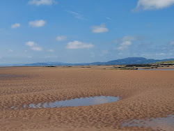 Southerness Beach'in fotoğrafı düz ve uzun ile birlikte