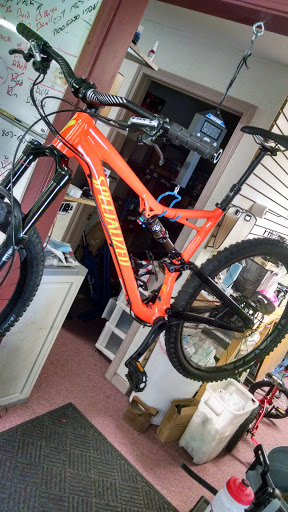 Bicycle Store «Tolland Bicycle», reviews and photos, 252 Merrow Rd, Tolland, CT 06084, USA