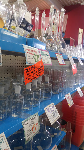 School Supply Store «American Science & Surplus», reviews and photos, 33W361 Roosevelt Rd, West Chicago, IL 60185, USA