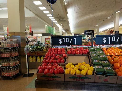 Grocery Store «Stop & Shop», reviews and photos, 240 E Sandford Blvd, Mt Vernon, NY 10550, USA