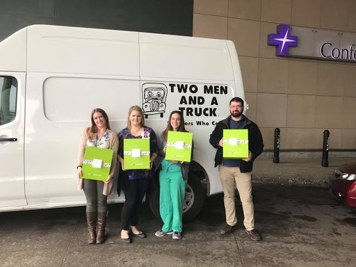 Moving and Storage Service «Two Men and a Truck», reviews and photos, 622 Northwest Hwy, Des Plaines, IL 60016, USA