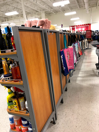 Department Store «T.J. Maxx», reviews and photos, 101 Swedesford Rd, Exton, PA 19341, USA