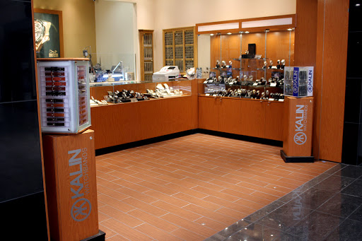 Jewelry Repair Service «Fast-Fix Jewelry & Watch Repairs», reviews and photos, 4300 Meadows Ln # 133, Las Vegas, NV 89107, USA