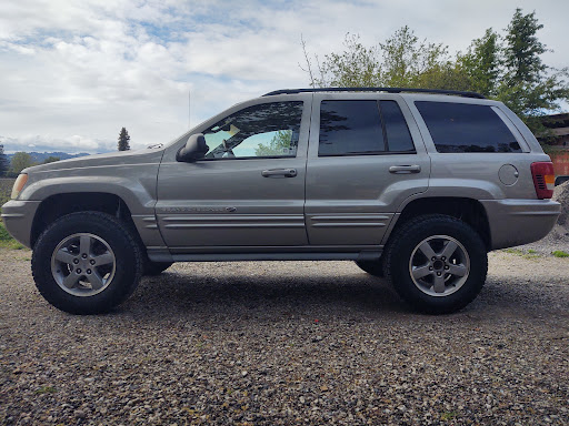 Tire Shop «Ceja Quality Tires», reviews and photos, 51 Healdsburg Ave, Healdsburg, CA 95448, USA