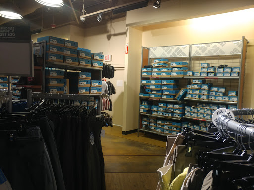 Sportswear Store «Columbia Sportswear Outlet Store - Prime Outlets in Ellenton», reviews and photos, 5661 Factory Shops Blvd #470, Ellenton, FL 34222, USA