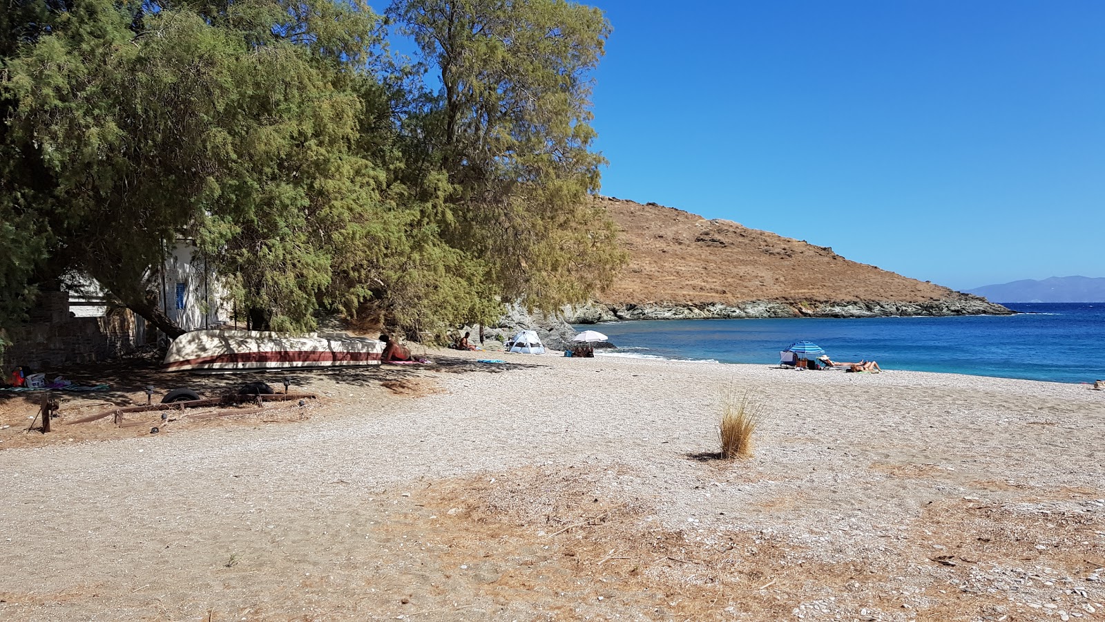 Foto von Paralia Gaidouromantra mit sehr sauber Sauberkeitsgrad