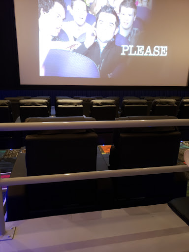 Movie Theater «Micon Stadium 8 Chippewa Falls», reviews and photos, 475 Chippewa Mall Dr # 215, Chippewa Falls, WI 54729, USA