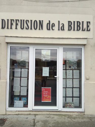Librairie diffusion de la BIBLE Saintes