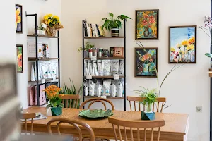 The Leaf Coffee Shop image