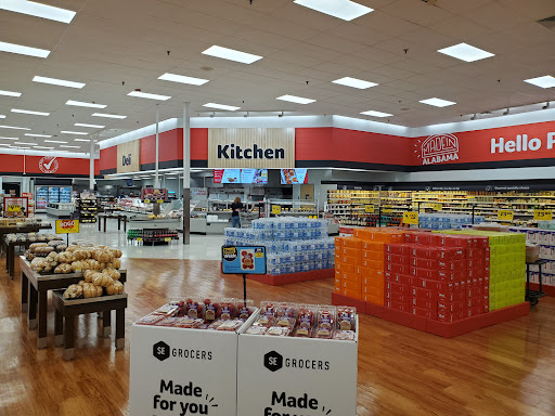 Grocery Store «Winn-Dixie», reviews and photos, 701 E Main St, Prattville, AL 36067, USA