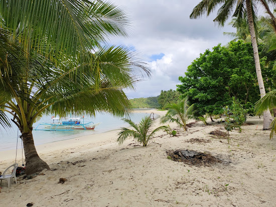 Mahilamonen Beach
