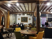 Atmosphère du Restaurant O PEI à Château-Renard - n°3