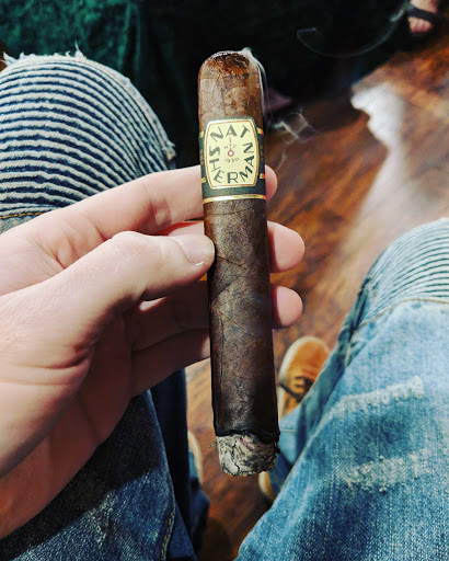 Tobacco Shop «Tobacco Depot», reviews and photos, 169 E Bloomingdale Ave, Brandon, FL 33511, USA