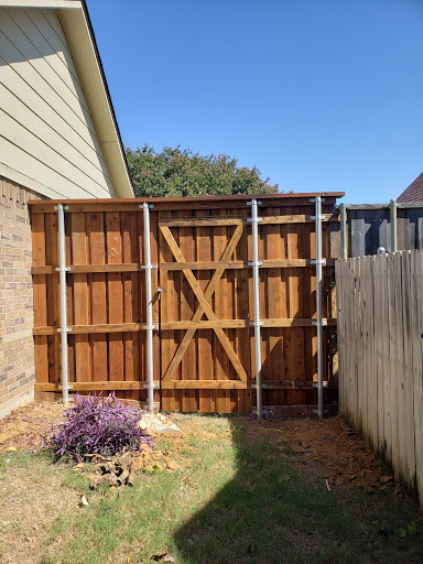 Flores Fencing-Fence installation and repair in lewisville TX-Patio covers-Electric Gate lewisville